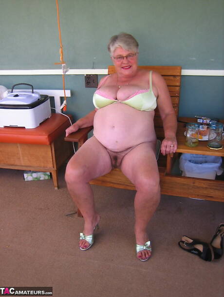 TAC Amateurs invite you to explore xxx pics with Girdle Goddess xxx gallery 271200