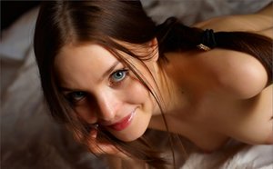 MPL Studios are pleased to offer you a free pictures featuring Amelie exhibit beautiful shape